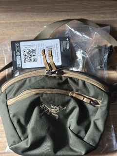 （分類：）位於 。 由 stussynyc218 提交（商品編號 1371023816，圖片 1）。簡介： 。
