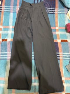 由 wenwens_wardrobe (刊登 ID 1371120521，圖片 1) 提交，位於 的 (類別：)，說明：。