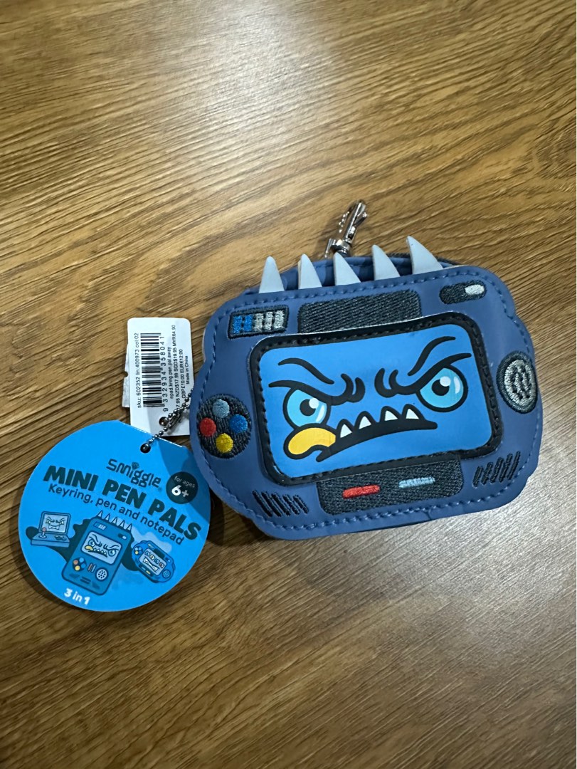 Smiggle Pen Pals Keyring Pen and Notepad in set smiggle game