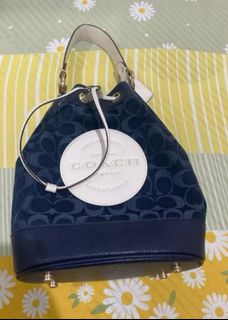 (Kategori: ) berada di . Dikirim oleh melmy.diary (ID iklan 1371167968, Gambar 1). Deskripsi: .