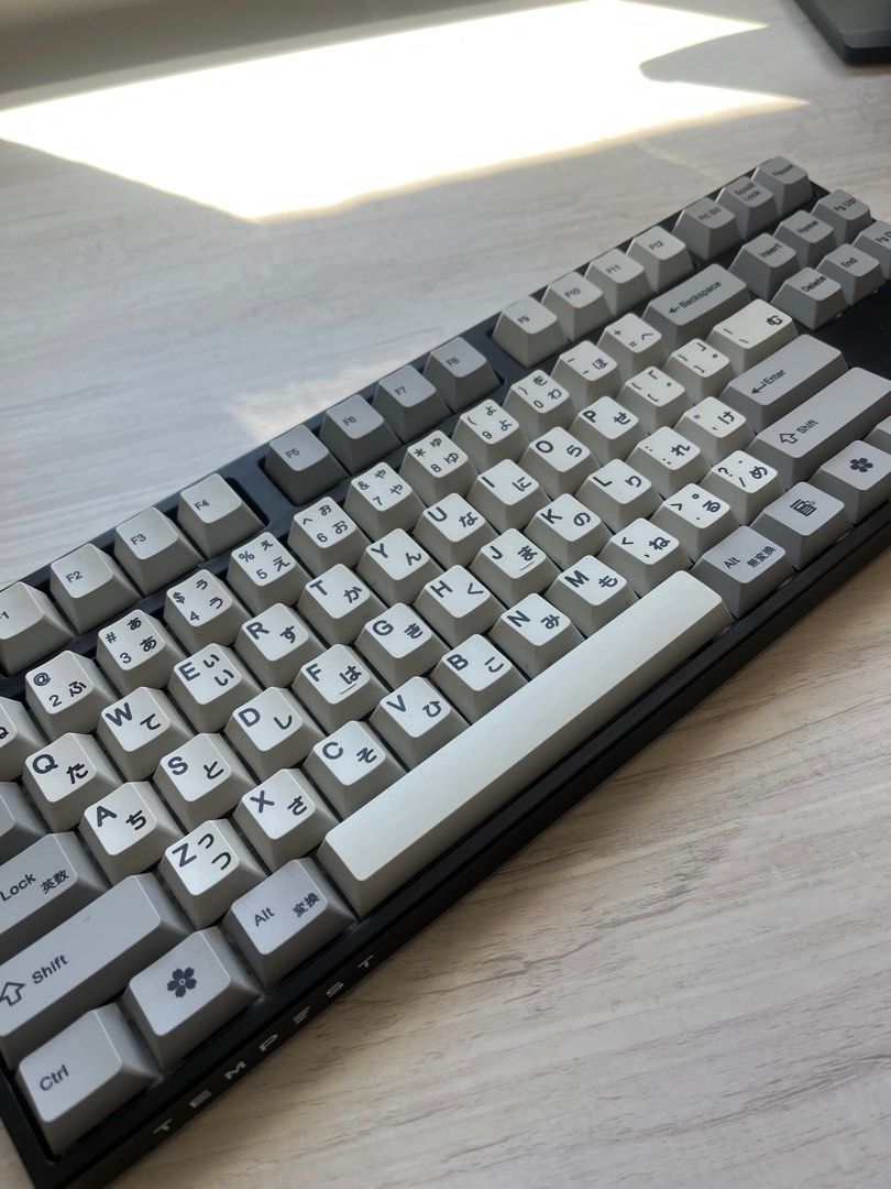 Tempest Kirin V2 (Category: Computer Keyboard) located in Singapore. Submitted by skinnygenes (Listing ID 1371044482, Image 1). Description: RTP $229! Beautiful TKL keyboard 🥰 Comes with PBT japanese keycaps that I bought separately and the original purple keycaps! I changed the switches to Gateron pro yellow linears. Happy to give you the original switches it came with as well! In good condition, all keys working normally. However, something ha
