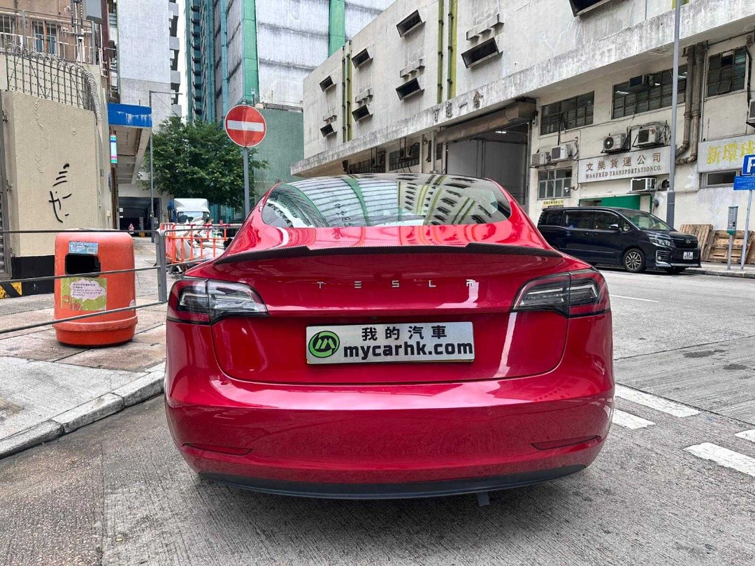 Tesla Model 3 SR Auto62863174175617113