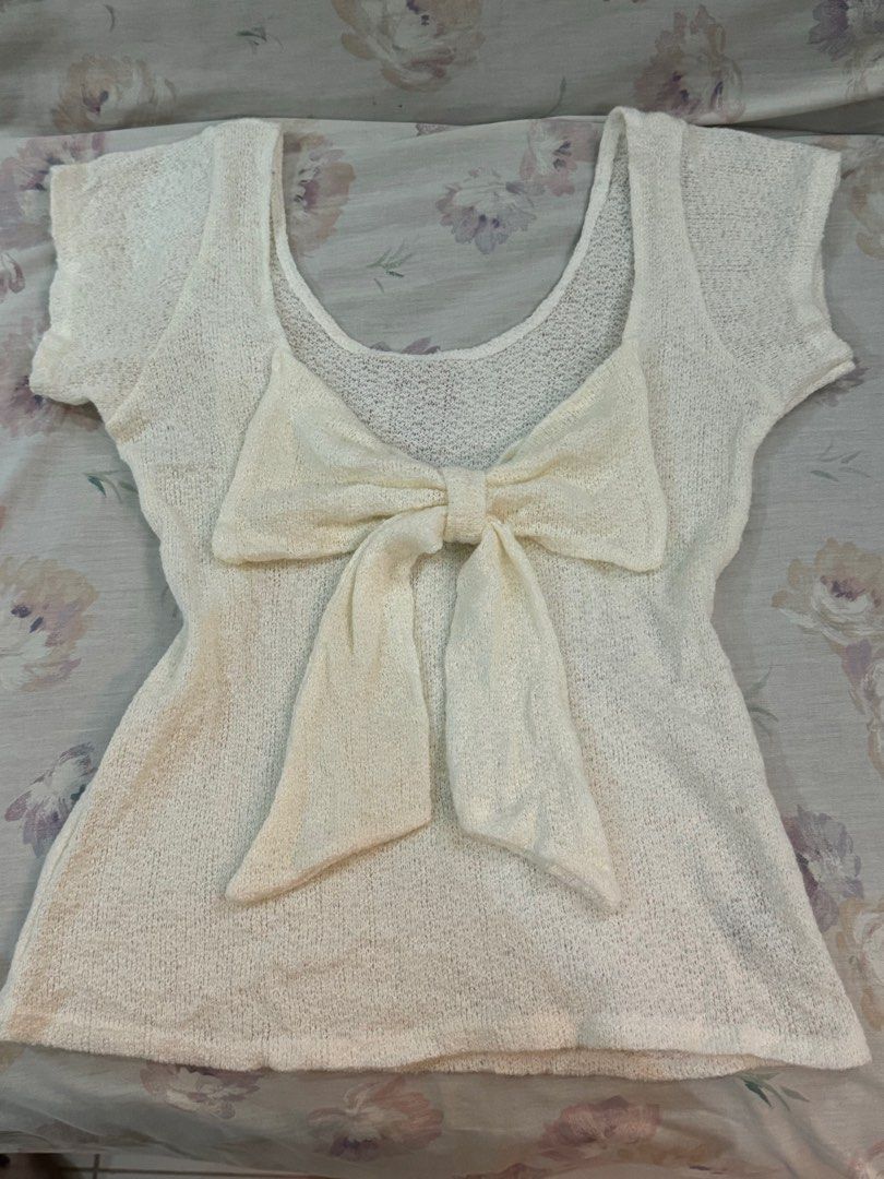 The Sweet Cloth Ribbon Top (Category: Blouses) located in Manila. Submitted by clutterofcza (Listing ID 1371135580, Image 1). Description: Best fits m Negotiable.