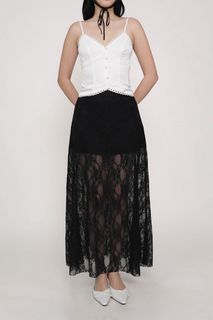 (Category: ) located in . Submitted by helpmeclearcloset (Listing ID 1371090680, Image 1). Description: .