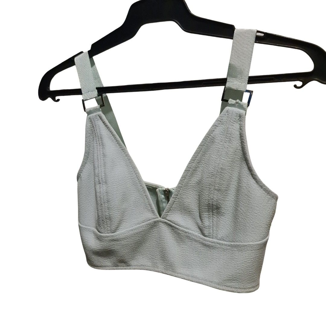 Topshop mint green bralette crop (Category: Sleeveless) located in Quezon City. Submitted by 2ndhand_ph (Listing ID 1371156508, Image 1). Description: fits xs-s party top fits 34a/ 36a, no pads non stretch no when worn pics.