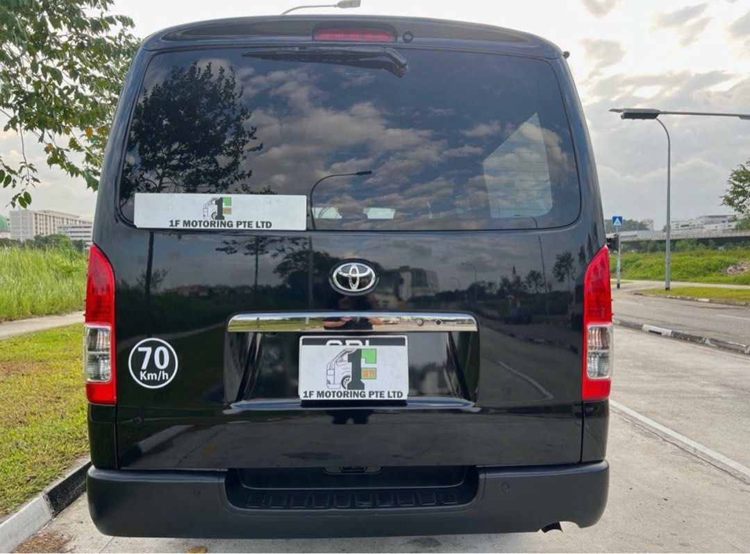 Toyota Hiace 2.8 Super GL Dark Prime Auto62885348555907113
