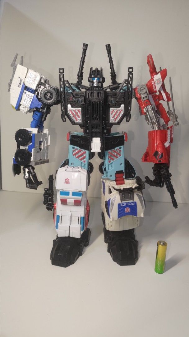 Transformers Combiner Wars Defensor, Hobbies & Toys, Toys & Games on ...