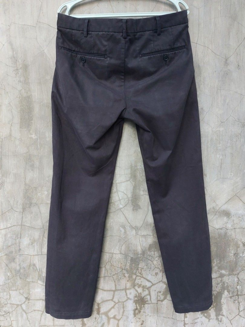 Uniqlo Pants (Category: Jeans) located in Polomolok. Submitted by JoshFinds (Listing ID 1371074586, Image 2). Description: Uniqlo Pants 350+SF Dimes: L=39.5in W=33in MOP:PAYMAYA MOD:J&T/LBC.