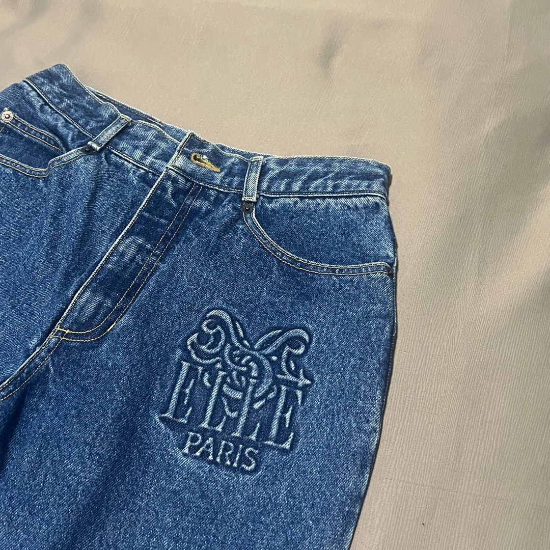 Vintage Elle Mom Jeans (Category: Jeans) located in Quezon City. Submitted by yakinickidon (Listing ID 1371159212, Image 2). Description: — love this! thrifted piece that's very high quality with beautiful detail 🤍 — baggy fit - can comfortably fit up to 26 inches — message me if interested ! can give bigger discount if getting with other items ☻.