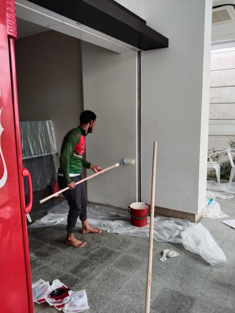 Wall plastering and painting62863076324609114