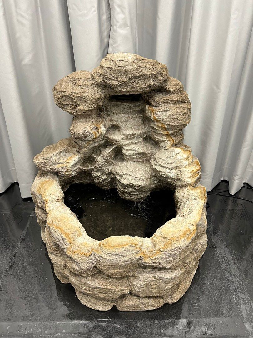 Water fountain