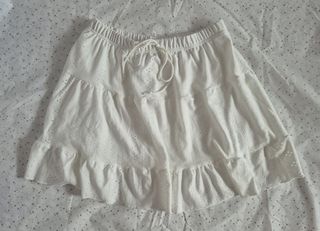 (Category: ) located in . Submitted by jiwonverse (Listing ID 1371031683, Image 1). Description: .