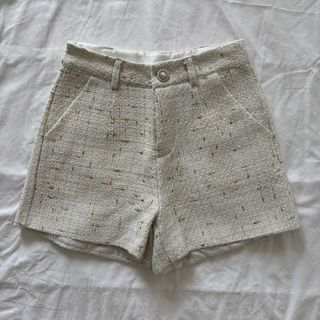 (Category: ) located in . Submitted by happypants (Listing ID 1371059800, Image 1). Description: .