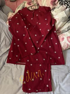 (Category: ) located in . Submitted by junemoonlvr (Listing ID 1371069365, Image 1). Description: .
