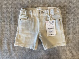 由 my2ndhandcloset (刊登 ID 1371008773，圖片 1) 提交，位於 的 (類別：)，說明：。