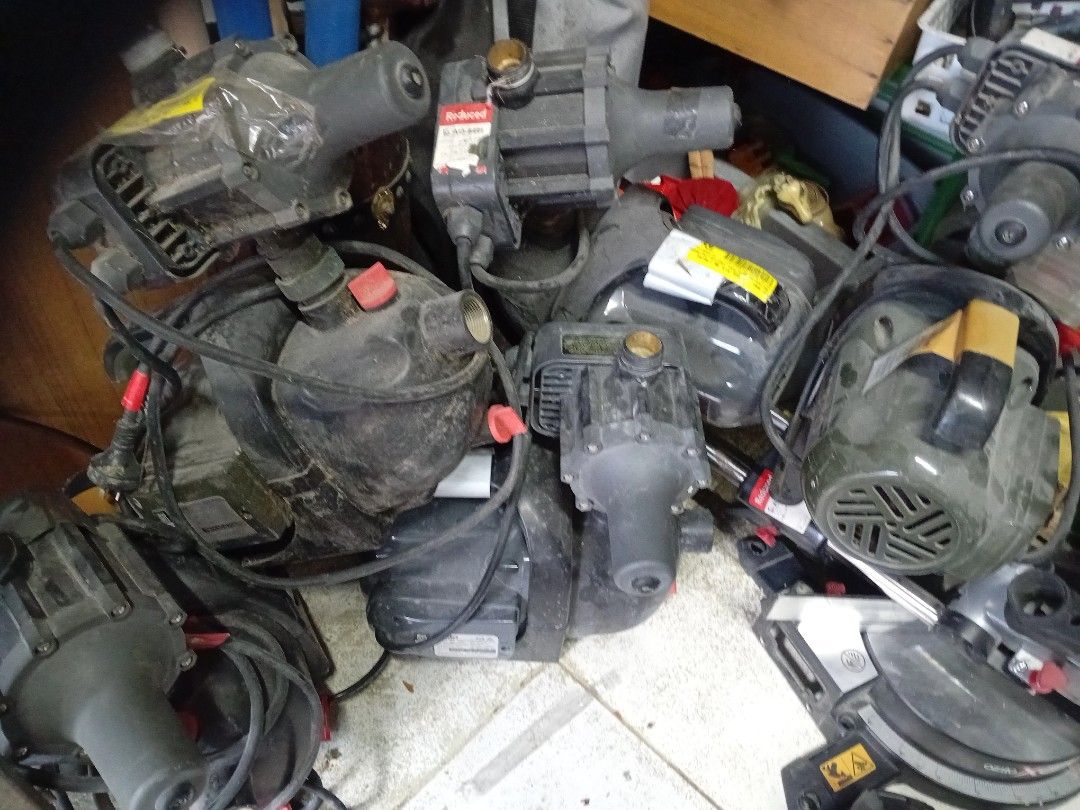 1 Lot Ozito Pressure Pump (Category: Construction Tools & Equipment) located in Caloocan City. Submitted by kuyajersgaragesale (Listing ID 1371266450, Image 2). Description: .