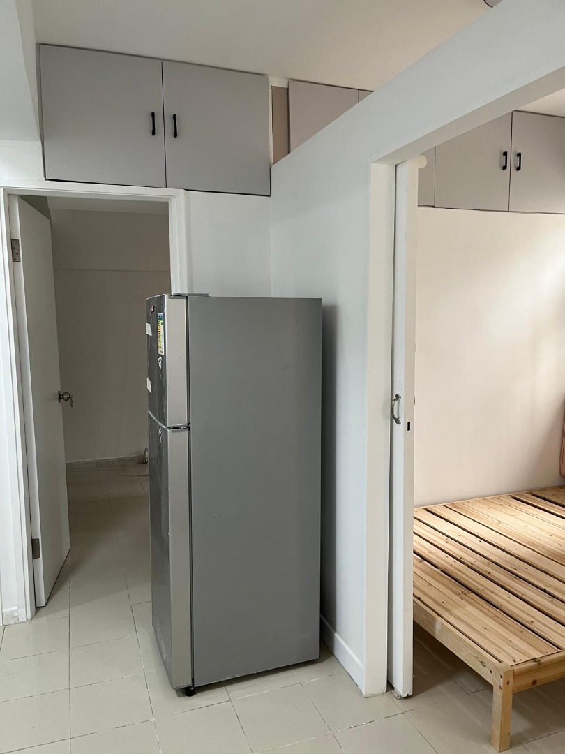 2 bedroom +1 room flat 1 minute walk from Wanchai MTR station exit C - Newly renovated, bright and spacious63437993662979112