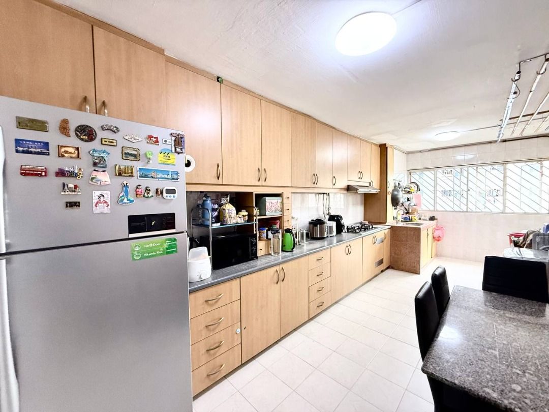 4 Room HDB Corner Unit in Ang Mo Kio!62853062412929114