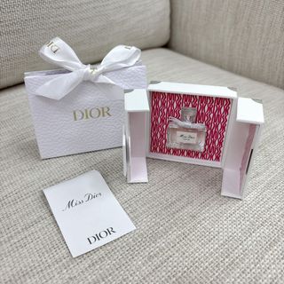 現貨🔥數量有限✅ 最新款香水  Miss Dior Parfum 5ml Fragrance sample✨配Dior紙袋仔64208541682178110
