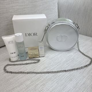現貨🔥數量有限✅ Dior Beauty gift set 銀色圓餅化妝袋套裝✨護膚品、化妝包鏈64237984293123110