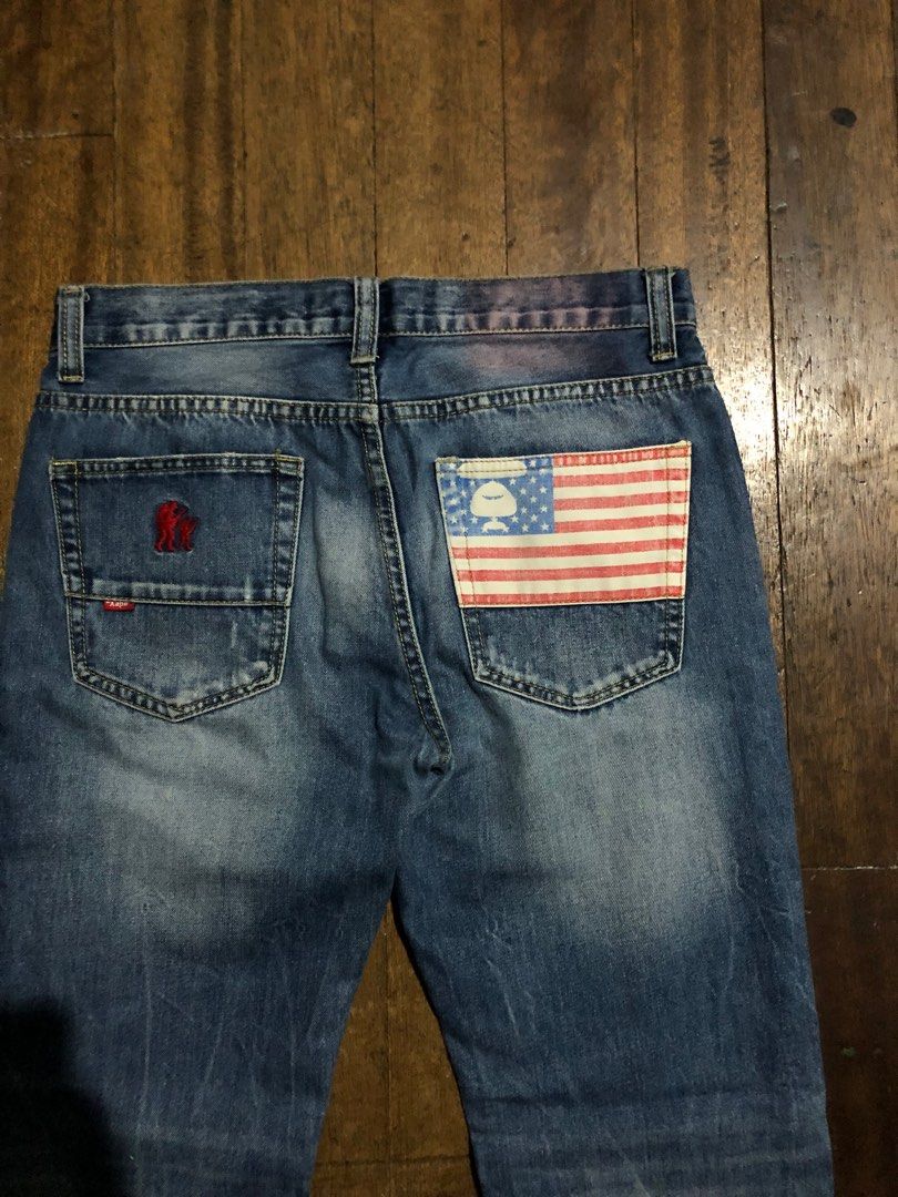 AAPE PANTS (Category: Jeans) located in Manila. Submitted by mariellathrift (Listing ID 1371330649, Image 3). Description: AUTHENTIC AAPE PANTS.