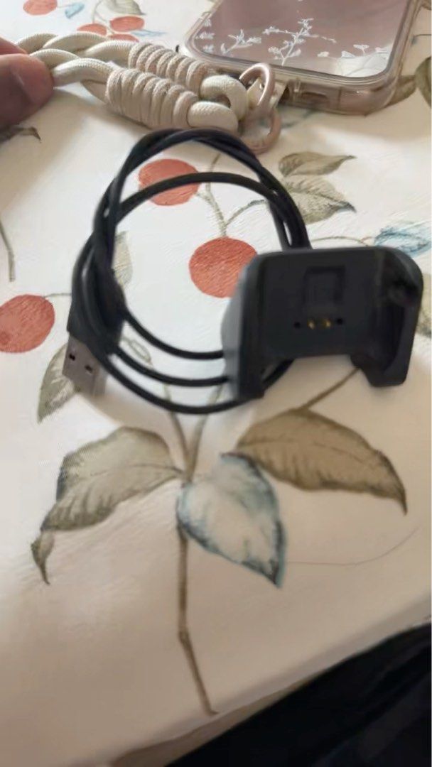 Amazfit Bip Charger (Category: Chargers) located in Singapore. Submitted by justinpragash (Listing ID 1371232553, Image 1). Description: This is an Amazfit Bip charger. It is in good condition and works perfectly. It comes with the charging cable. It is a great replacement or spare charger for your Amazfit Bip smartwatch. It is easy to use and charges your watch quickly. If you have any questions, feel free to ask!.