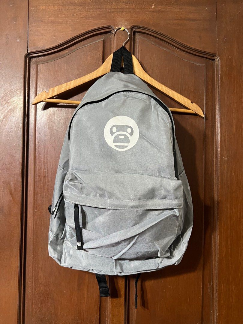 Authentic Bape Baby Milo Back Pack (Category: Backpacks) located in Manila. Submitted by thriftpoint99 (Listing ID 1371314342, Image 1). Description: Authentic 100% Issue on last photo Minimal crack on print and small dents Excellent condition All zipper are working.
