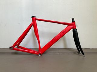(Category: ) located in . Submitted by trustbikes (Listing ID 1371225355, Image 1). Description: .