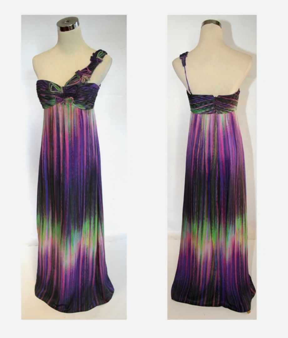 BCBG MaxAzria Venus Cut Silk Gown (Category: Evening dresses & gowns) located in San Rafael. Submitted by oldandnewfinds (Listing ID 1371300892, Image 1). Description: Size: 4 Bust: 32" waist: 28" length: 58" Please refrain from sending an offer or haggling/asking for the last price if you are not going to purchase the item. Let's not waste each other's time. Thank you for being considerate. MOP: BPI or Gcash Ships via J&T (orange app checkout on