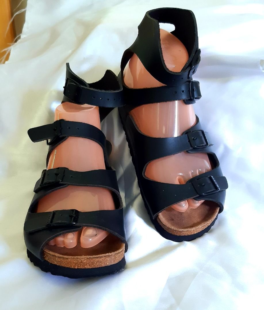 Birkenstock Athen Black Leather Gladiator Sandals (Category: Flats & Sandals) located in Bacolod City. Submitted by schatzi322 (Listing ID 1371192027, Image 2). Description: Birke stock Athen Black made of rral leather. Decluttering.