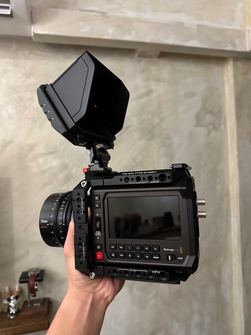 Black Magic Pyxis 6k with Monitor62864721376386111