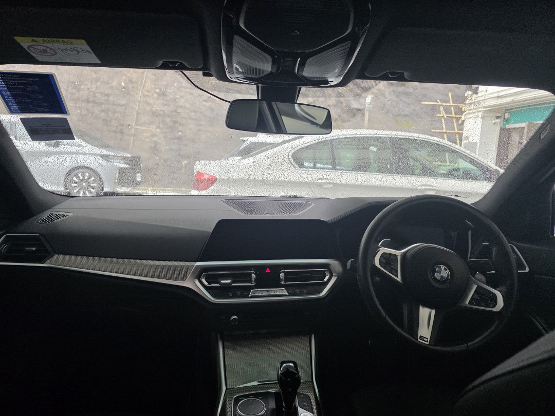 BMW 330i M SPORT Auto62863172788610114