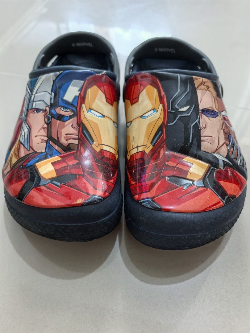 Crocs Avengers bought in Singapore (Category: Babies & Kids Fashion) located in Malolos. Submitted by candy_ed (Listing ID 1371194373, Image 1). Description: Crocs Avengers for kids size J2 bought in Singapore. Lighy used. Super tibay nito at naalagaan..