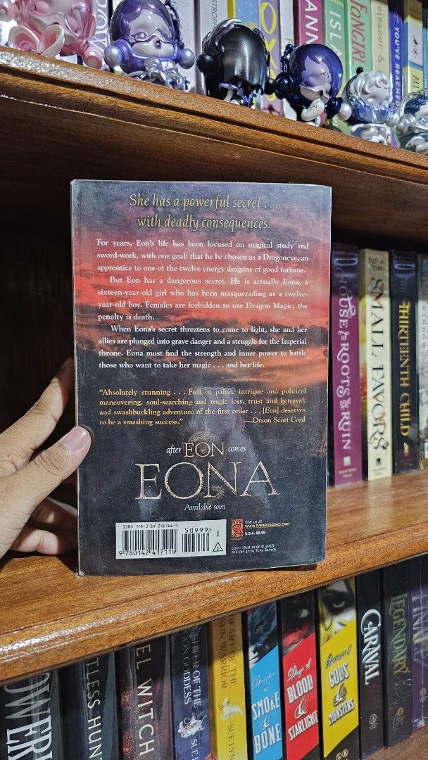 Eon and Eona by Alison Goodman (Category: Storybooks) located in Maria Aurora. Submitted by nannacar96952 (Listing ID 1371310765, Image 2). Description: Rfs: Didn't have time to read and it's been sitting in my shelf for a long time. MOP: Maya, Gcash, Palawan Express, Cebuana MOD: LBC, J&T, JRS Don't hesitate to dm me for more infos about the books.