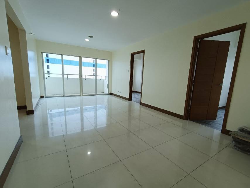 (Category: ) located in . Submitted by Broker5608 (Listing ID 1354163493, Image 1). Description: .