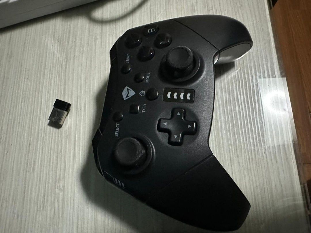 Game controller (Category: Controllers) located in Singapore. Submitted by kesanu27 (Listing ID 1371260325, Image 1). Description: Good as new, very seldomly used..