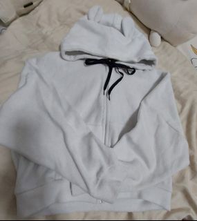 (Category: ) located in . Submitted by anonymous_closet (Listing ID 1371326449, Image 1). Description: .