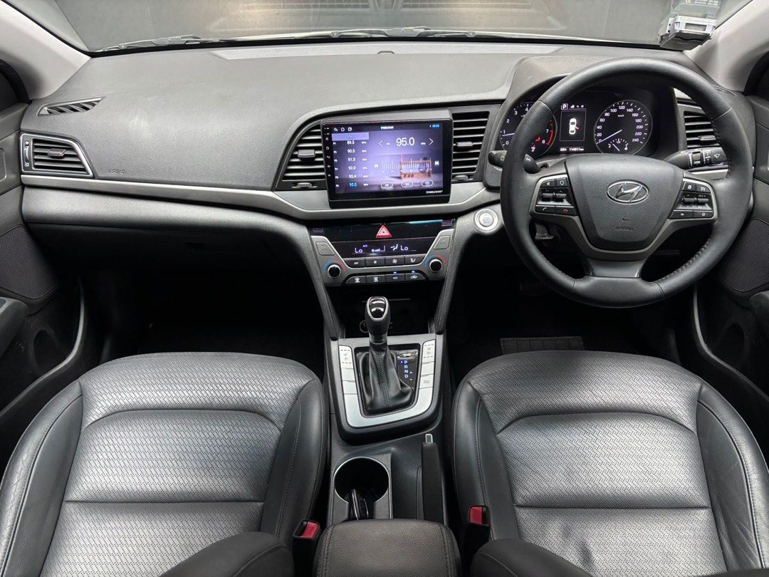 Hyundai Elantra GLS  1.6 AT Auto62886406103554114