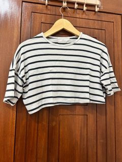 (Kategori: ) berada di . Dikirim oleh uneedclothes (ID iklan 1371306279, Gambar 1). Deskripsi: .