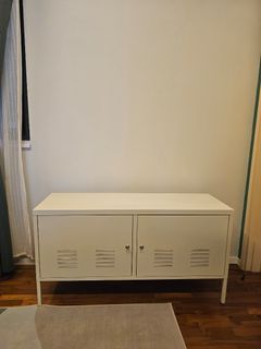 (Category: ) located in . Submitted by bayswater (Listing ID 1371341127, Image 1). Description: .
