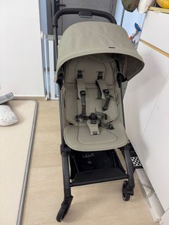 （分類：）位於 。 由 m_lam0215 提交（商品編號 1371350651，圖片 1）。簡介： 。