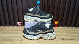(Category: ) located in . Submitted by robot_niaga (Listing ID 1371278397, Image 1). Description: .