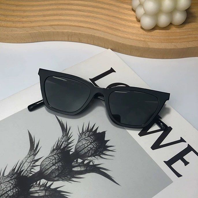 Korean Fashion Sunglasses, Women's Fashion, Watches Accessories