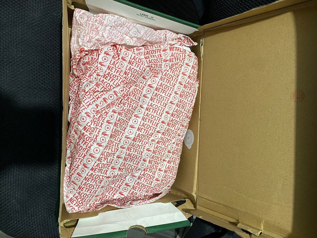 LACOSTE X STRANGER THINGS COLLAB (Category: Casual Shoes) located in Manila. Submitted by arrtjmr (Listing ID 1371320325, Image 2). Description: rfs: malaki masyado yung size authentic din, nasira lang yung box since hindi magamit and nakatambak lang price still negotiable.