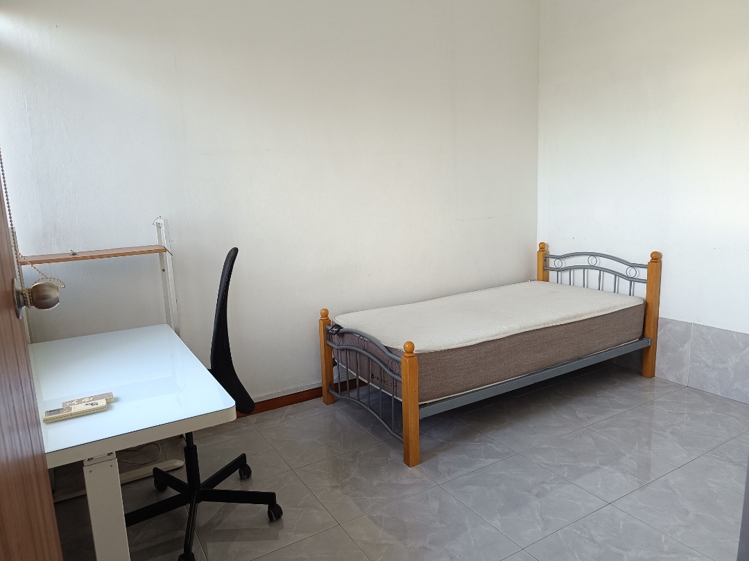 (Category: ) located in . Submitted by sg.xin (Listing ID 1371191739, Image 1). Description: .