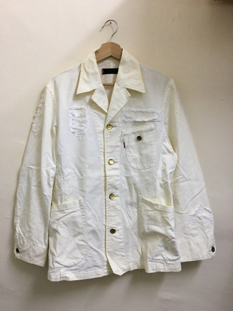Levis Jacket (Category: Activewear) located in Kulai. Submitted by 2ndClothingStuff (Listing ID 1371326629, Image 1). Description: Levis Jacket Pit 20.5 Labuh 29 Size M Condition masih cantik . Harga Boleh Nego Berminat inbox atau whatsabi saya . check no phone di profile Terima Kasih.