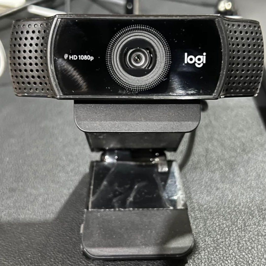 Logitech C922 Pro Stream Webcam (Category: Webcams) located in Balanga. Submitted by wearaboutsbynilsntin (Listing ID 1371311884, Image 2). Description: Bought for 7,495 WEBCAM - Logitech C922 Pro Stream Webcam, HD 1080p/30fps or HD 720p/ 60fps Hyperfast Streaming, Stereo Audio.