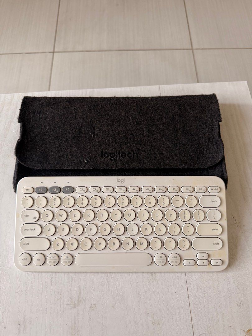 Logitech K380 Wireless Keyboard with FREE sleeves! (Category: Computer Keyboard) located in Mandaluyong City. Submitted by _noel (Listing ID 1371208569, Image 1). Description: Logitech K380 Wireless Keyboard Multi-Device X-Tech Keyboard Bluetooth RFS move out.
