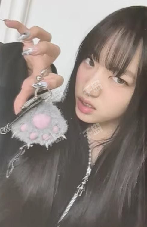 MEOVV スイン jellypaw MEOVV 1st EP ALBUM 'MY EYES OPEN VVIDE' (JELLY PAW ver