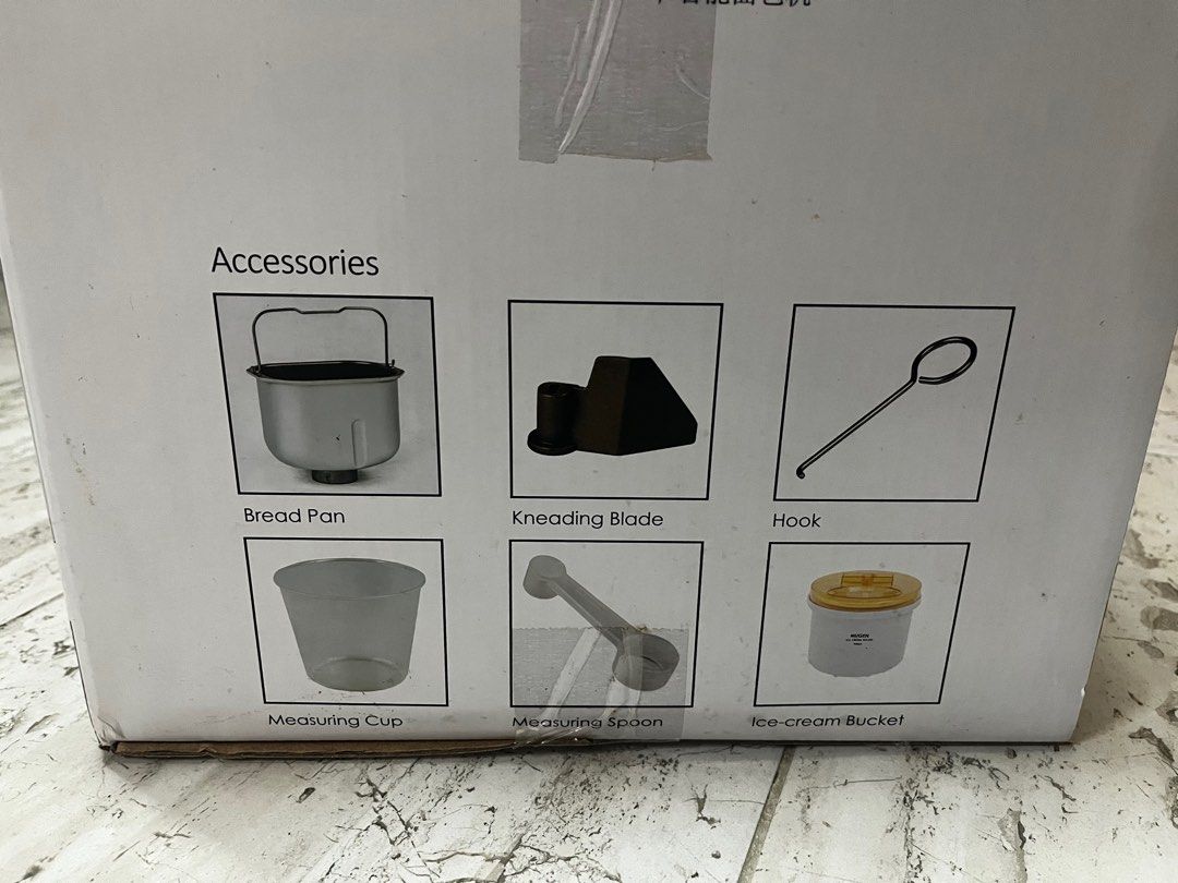 Mugen Bread maker (Category: Other Kitchen Appliances) located in Gombak. Submitted by zulkiflimohamed (Listing ID 1371313633, Image 3). Description: item is new never use free ice cream maker.